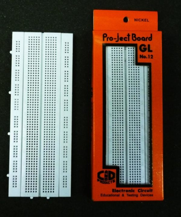 BREADBOARD 840 PIN