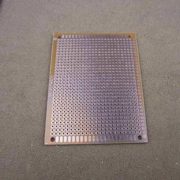PCB 7x9 cm holes point disconnected